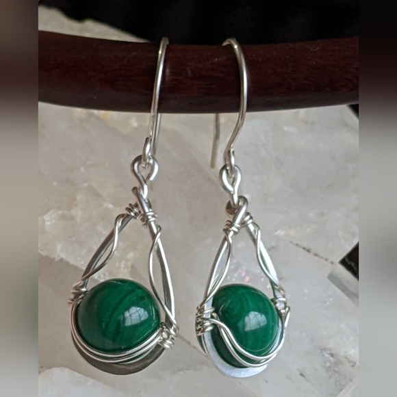 Elegant Sterling Silver Malachite Gemstone Earrings - Picture 9 of 14